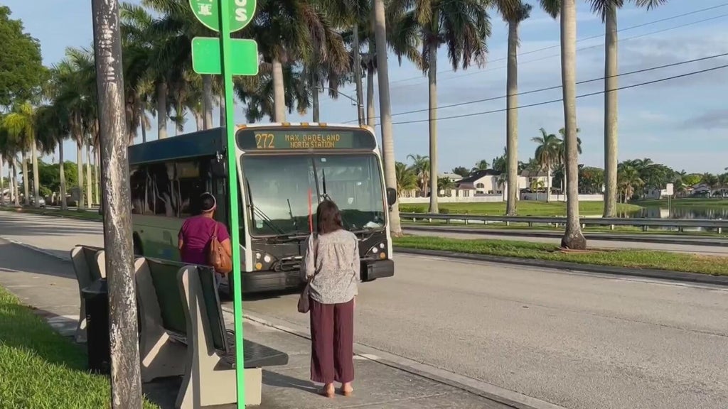 Miami-Dade residents face uncertainty as Mayor Daniella Levine Cava's proposed budget cuts threaten bus routes — CBS Miami, Jupiter Government news