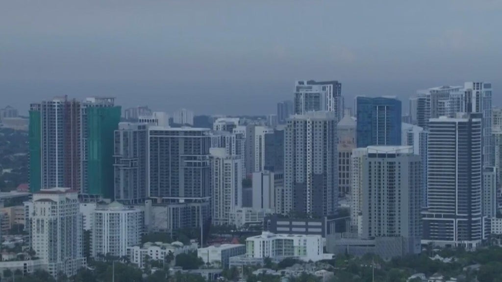 Fort Lauderdale, Wilton Manors mayors warn Amendment 3 could force service cuts, higher rents — CBS Miami, Jupiter Government news