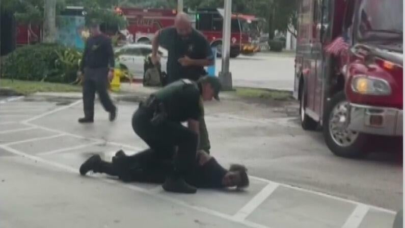 Woman accused of carjacking after stolen vehicle crash in Broward — CBS Miami, Jupiter Community news