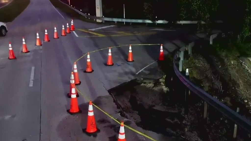 Davie road collapses after water main break, police say — Jupiter Community news