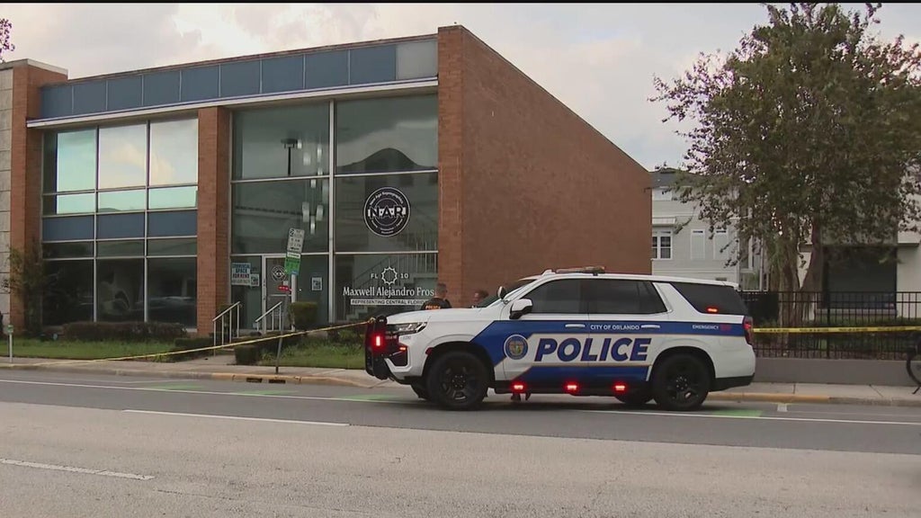 Suspicious packages sent to two Florida congressional offices — CBS Miami, Jupiter Community news