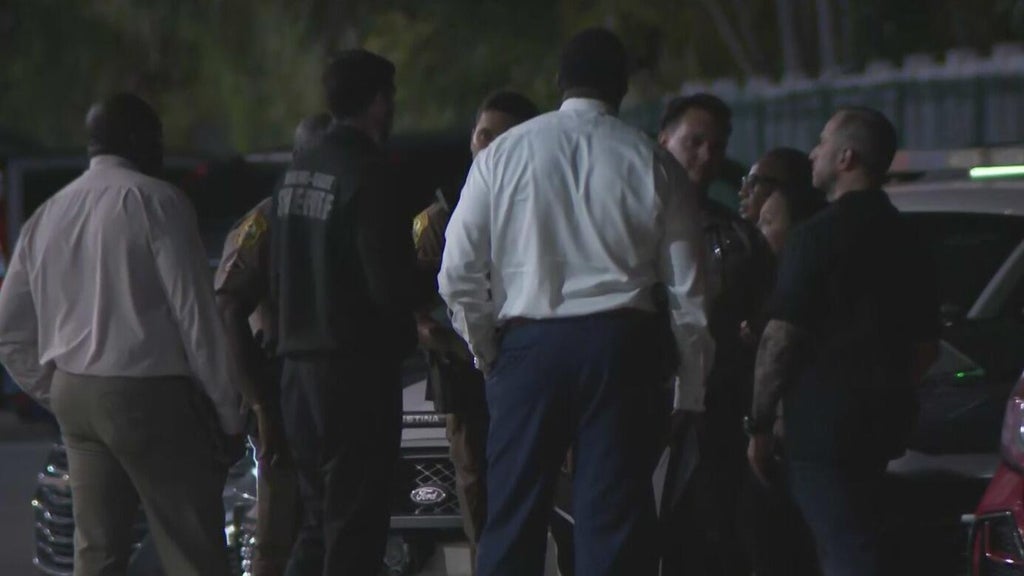 Questions remain after man, woman found dead after murder-suicide in northeast Miami-Dade — Jupiter Community news