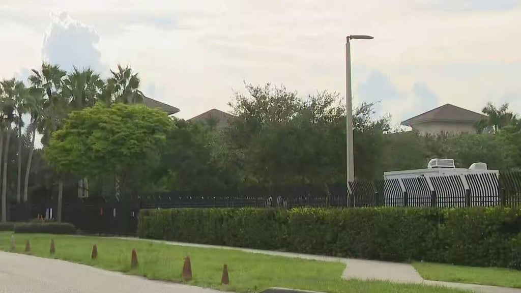 South Florida woman held 4 days at ICE facility in Miramar without shower or edible food, boyfriend says — CBS Miami, Jupiter Community news