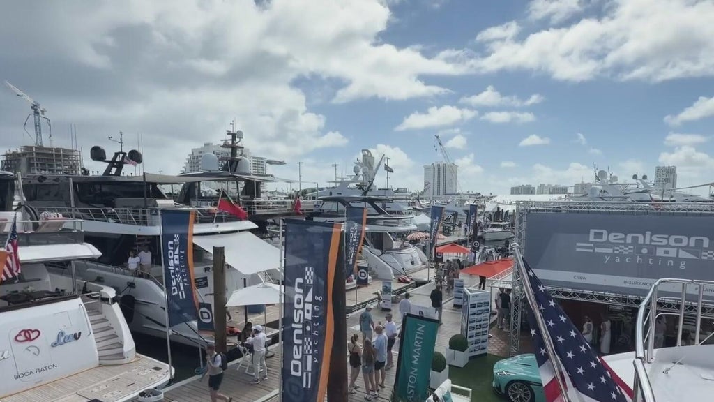 How are flooded streets from king tides affecting the opening of the Fort Lauderdale Boat Show? — Jupiter Community news