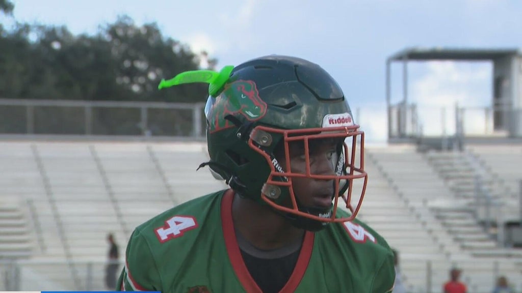 McArthur High School safety Jaylyn Jones is a 2026 Nat Moore Trophy nominee — Jupiter Schools news
