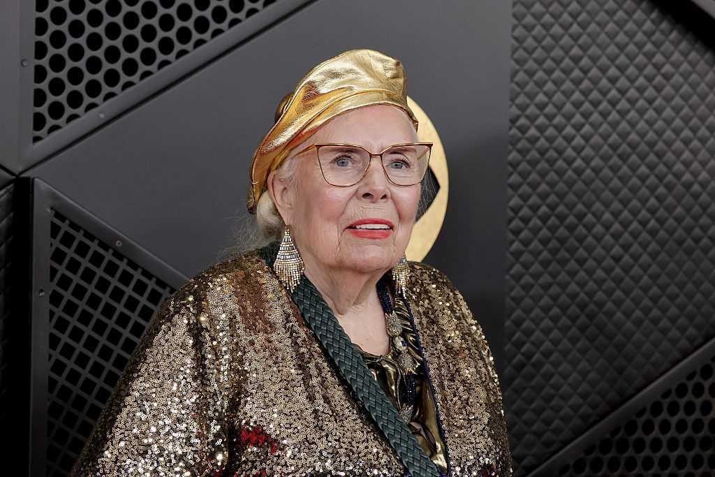 Joni Mitchell is now an American citizen, six decades after moving to the US — WPBF Entertainment Palm Beach, Jupiter Arts news