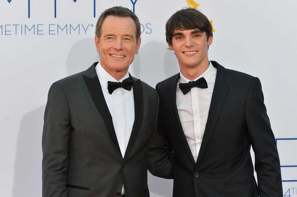 'I'm in deep despair': Bryan Cranston remembers 'Breaking Bad' TV son, RJ Mitte — WPBF Entertainment Palm Beach, Jupiter Arts news