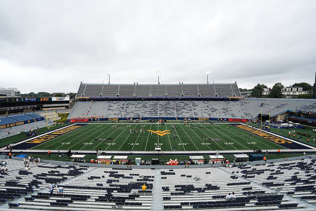 West Virginia University assistant coach Noel Devine arrested on felony strangulation charge — WPBF Sports Palm Beach