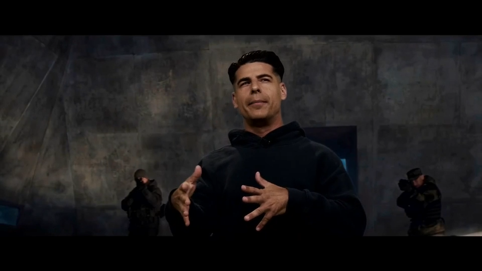 Deco’s Alex Miranda tosses his name into the hat for screen test as next James Bond — WSVN Entertainment, Jupiter Technology news