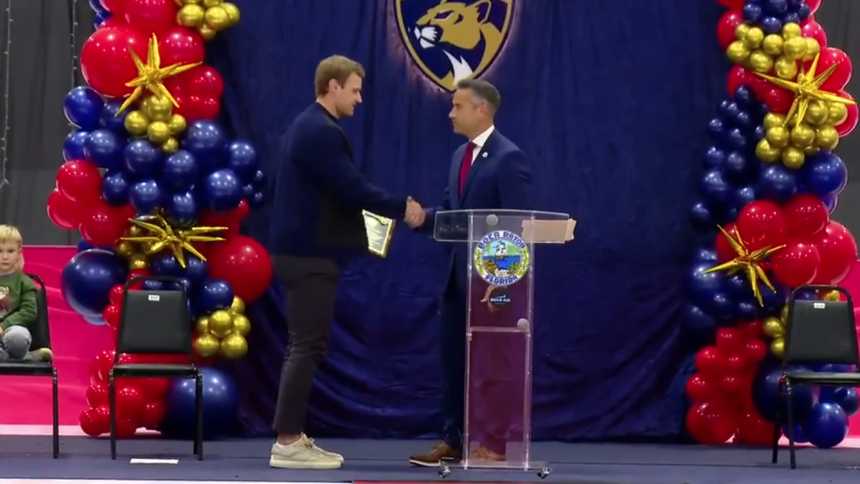 Panthers’ Barkov given Key to the City of Boca Raton amid recovery from knee injury — WSVN Sports, Jupiter Government news